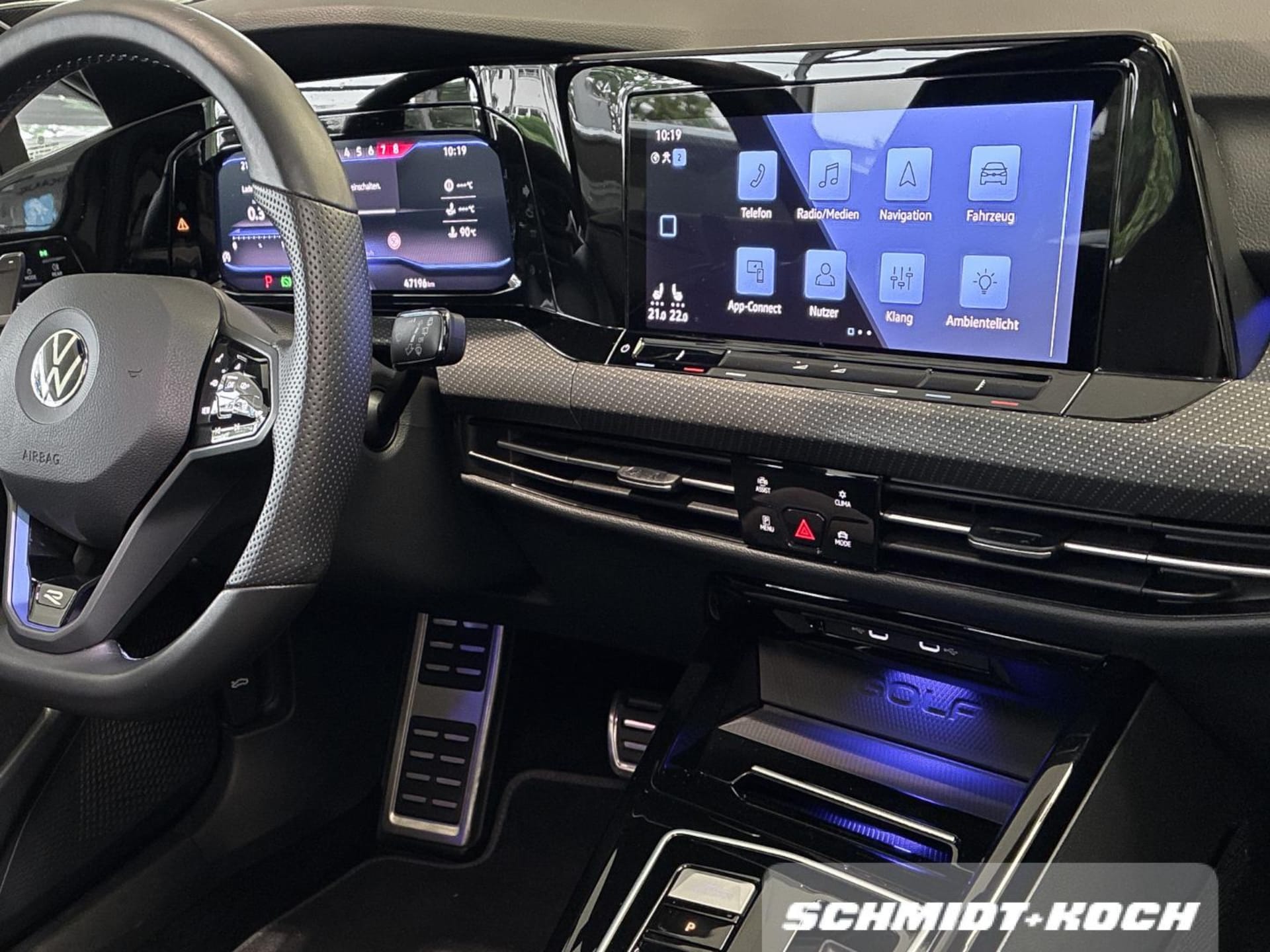 Volkswagen Golf Variant R