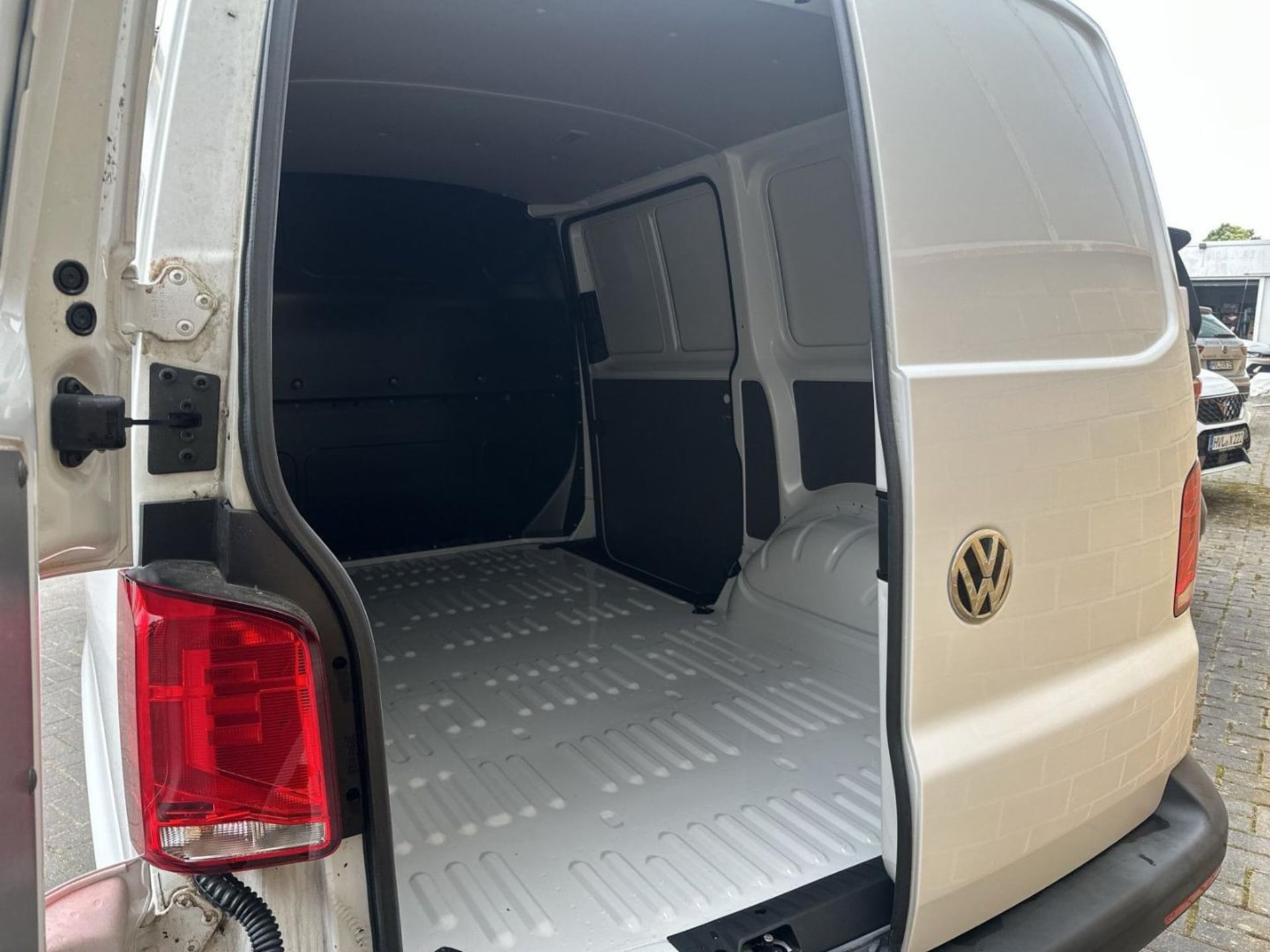 Volkswagen T6.1 Transporter Kasten kurzer Radstand
