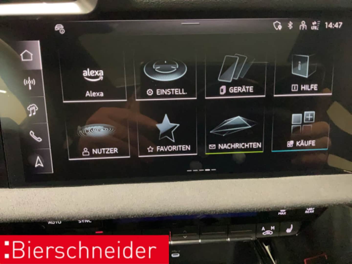 Bild über Audi RS 3 Sportback TFSI quattro 294 kW S tronic - für weitere Informationen kontaktieren Sie den Audi Partner