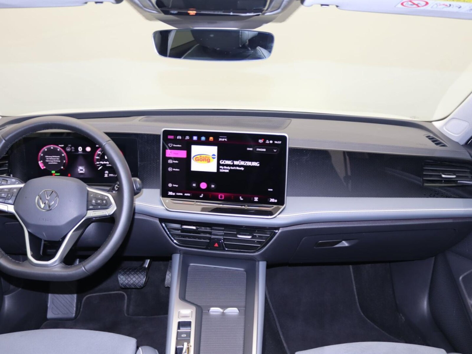 Volkswagen Passat – Bild 11