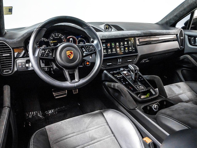 2023 Porsche Cayenne Hybrid
