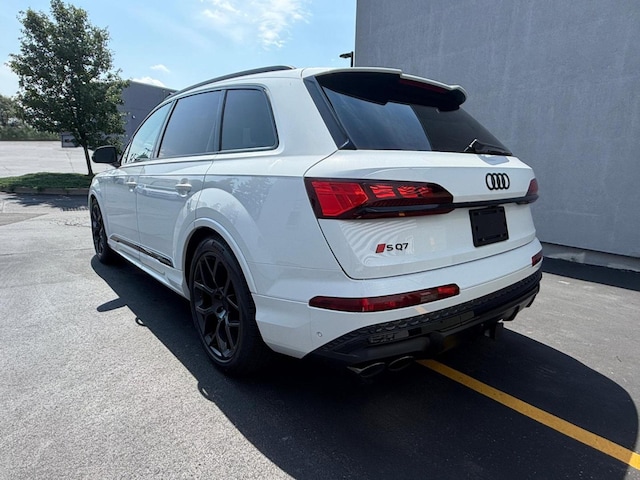 2026 Audi SQ7