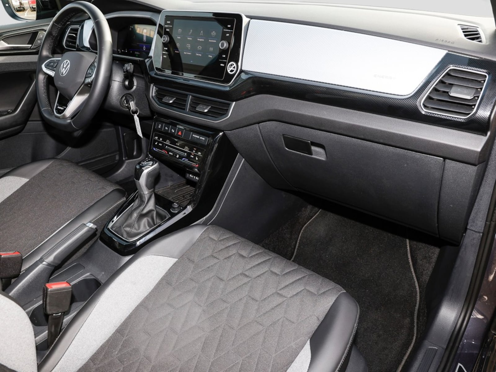 Volkswagen T-Cross – Bild 9