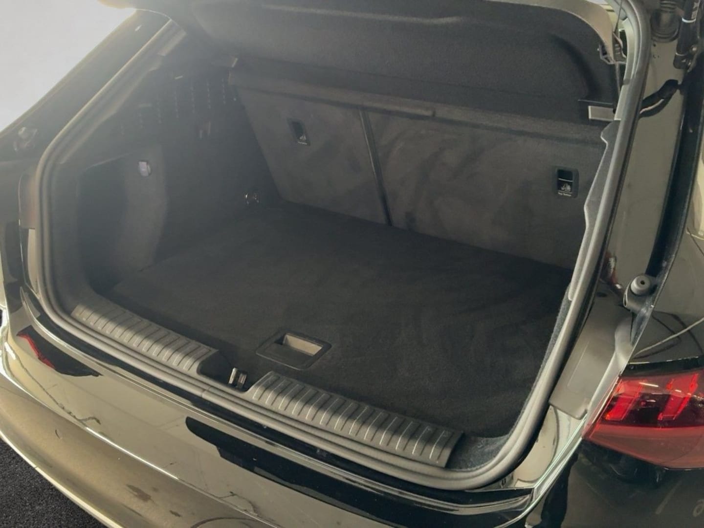 Bild über Audi A3 Sportback advanced 35 TFSI S tronic - für weitere Informationen kontaktieren Sie den Audi Partner