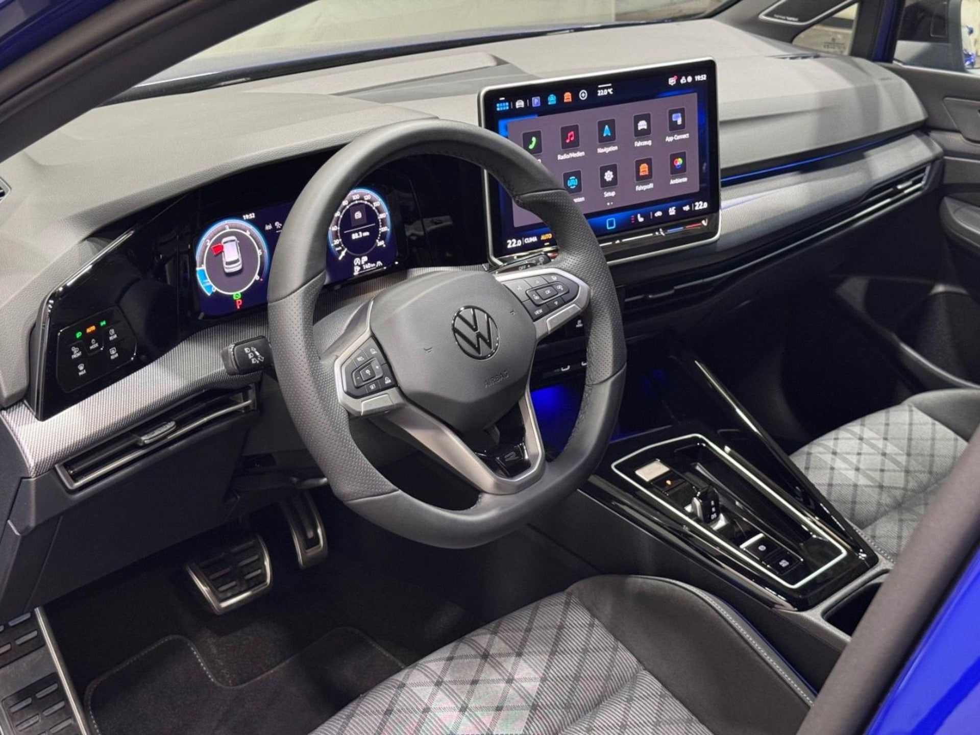 Volkswagen Golf R-Line