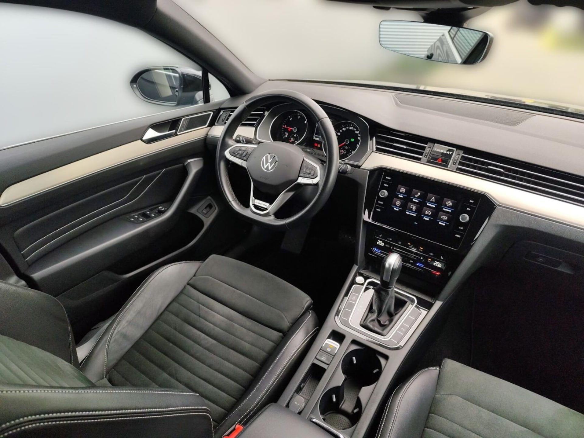 Volkswagen Passat Variant Elegance