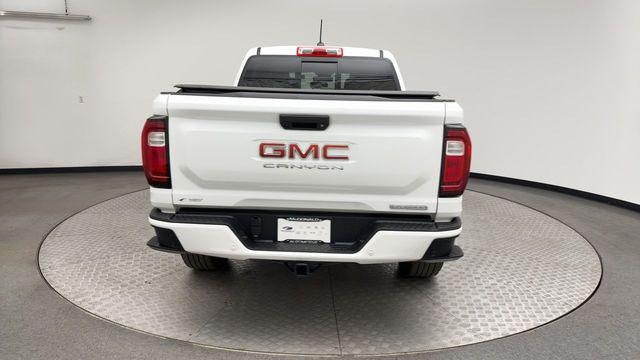 2024 GMC Canyon