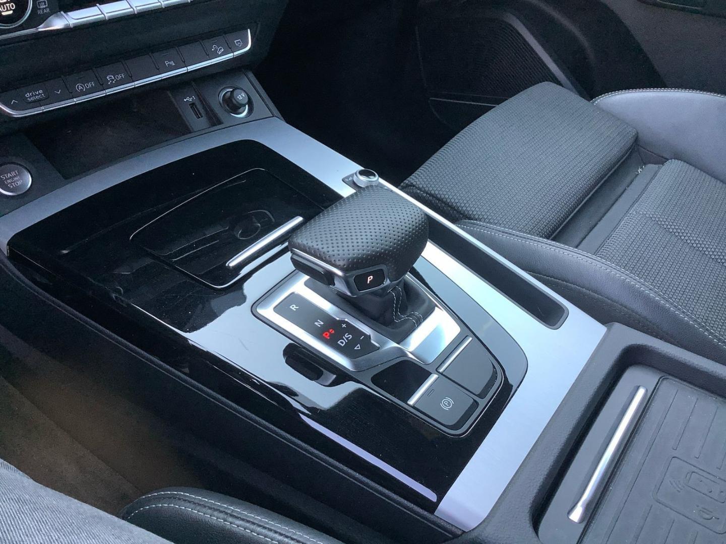 Image about Audi Q5 Sportback 40 TDI quattro S tronic
