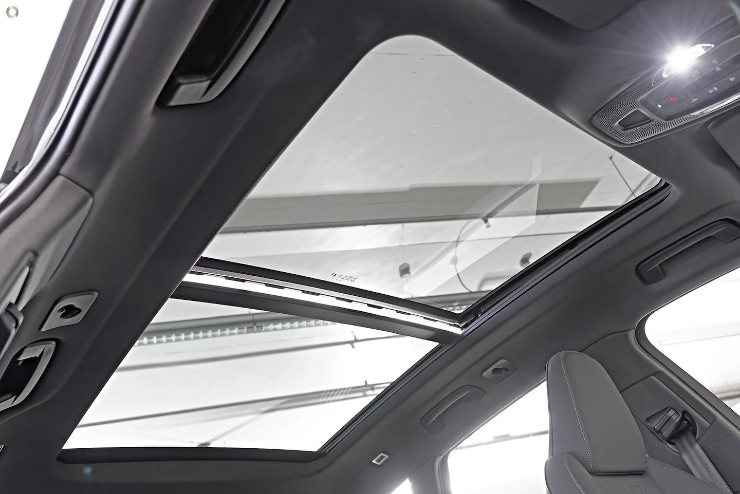 Image about Audi Q5 SUV TDI quattro 150 kW sport