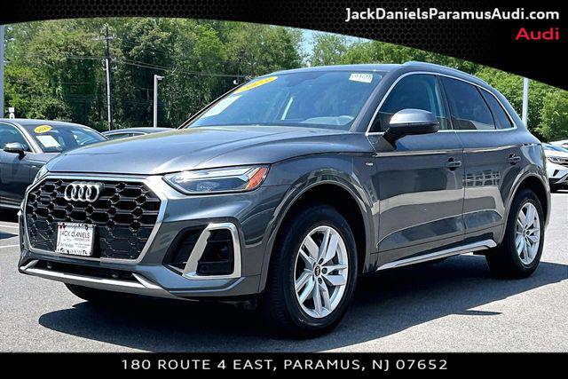 2023 Audi Q5 45 Premium's photo
