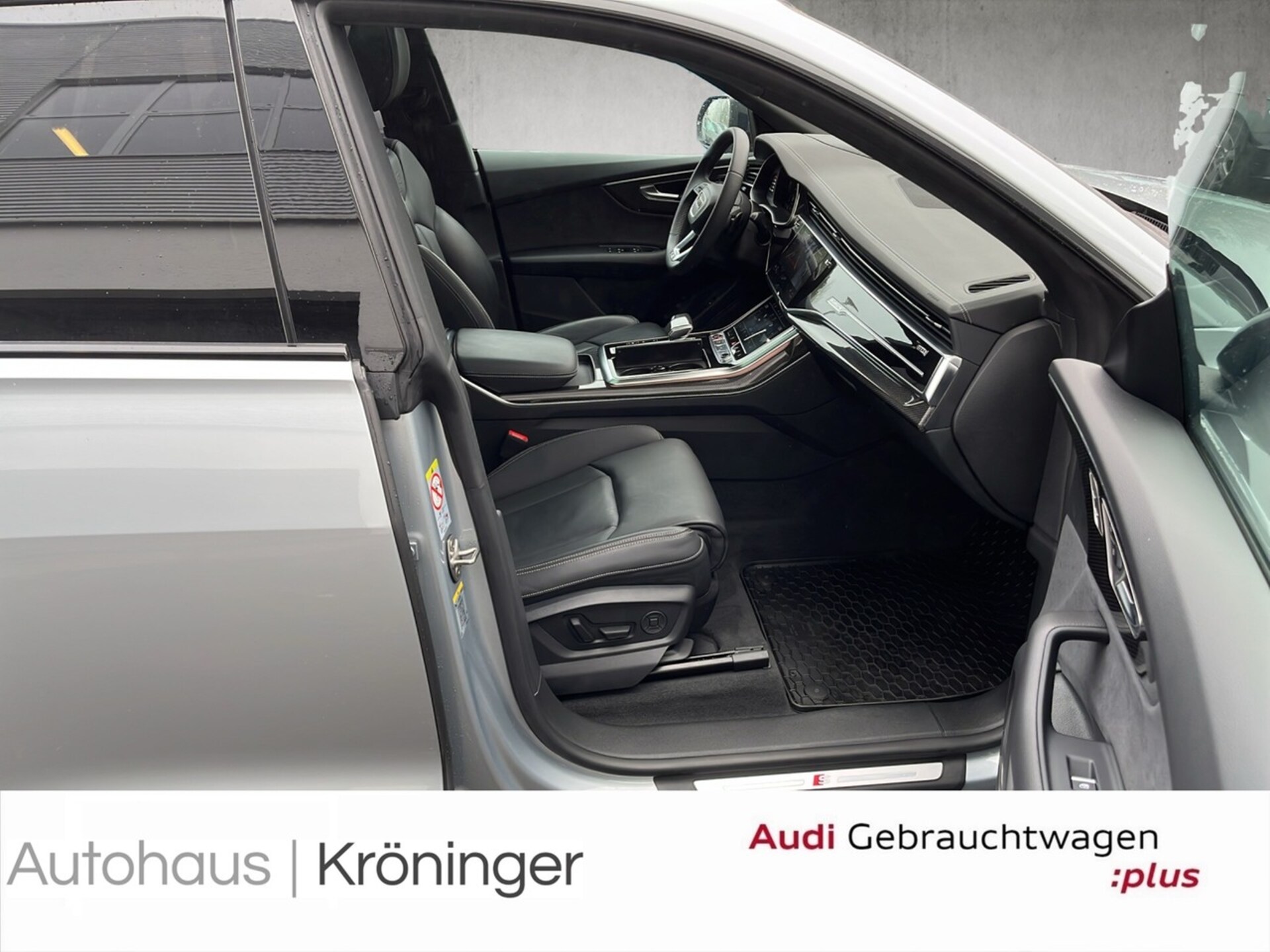 Audi SQ8 SUV