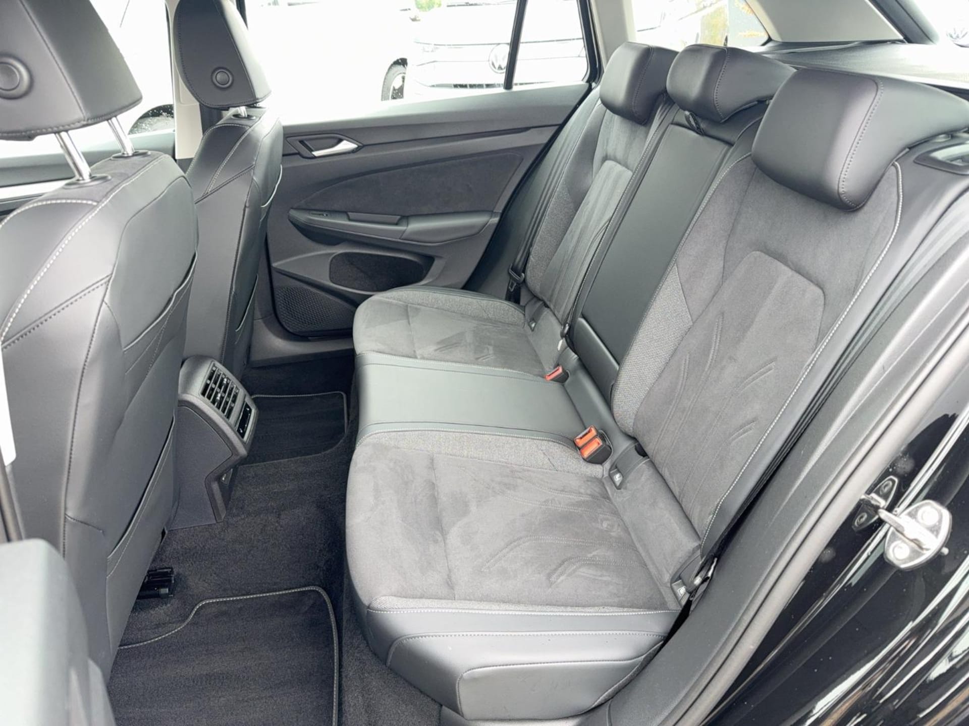 Volkswagen Golf Variant Style