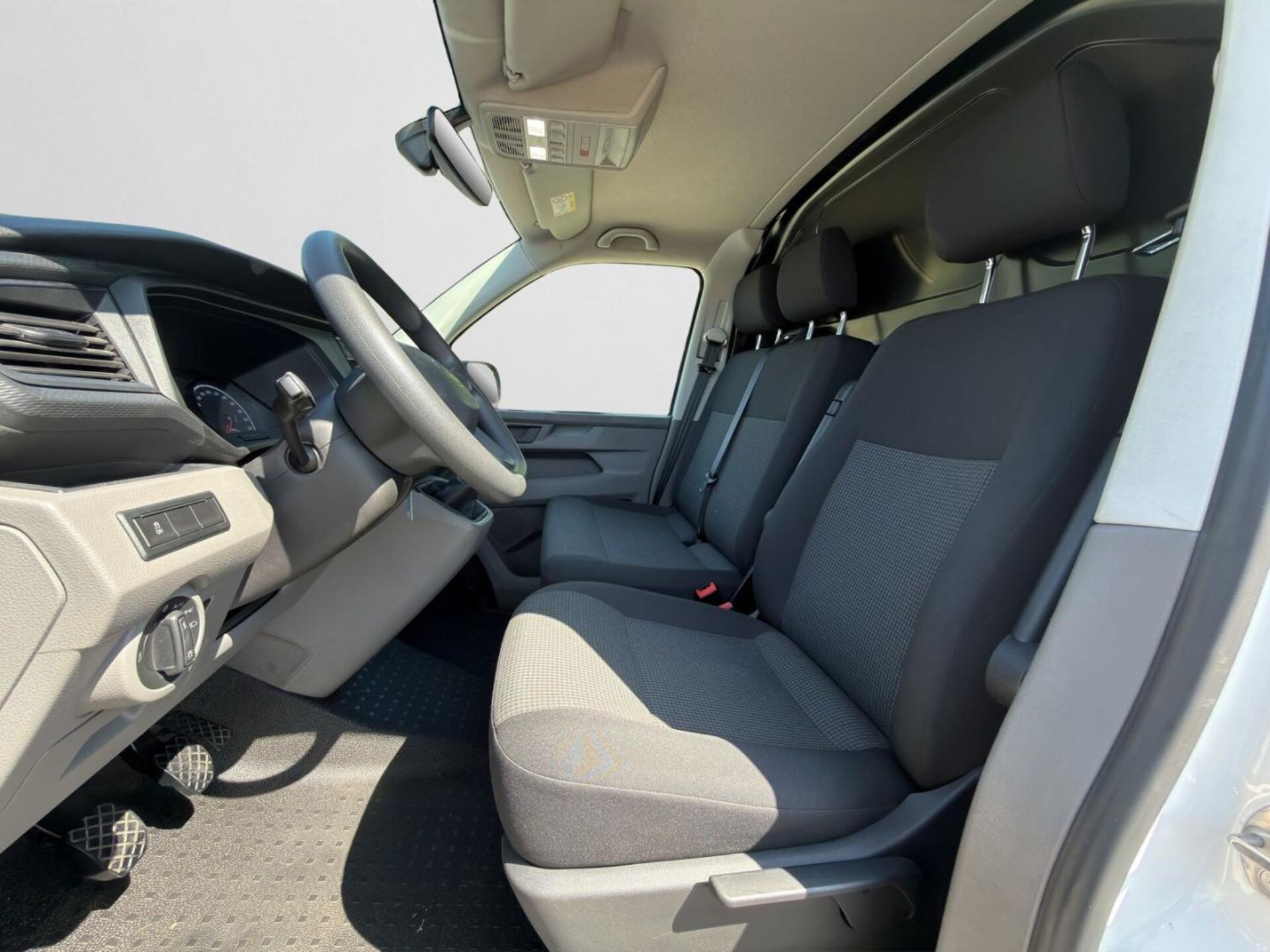 Volkswagen T6.1 Transporter Kasten kurzer Radstand