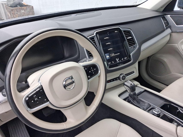 2022 Volvo XC90