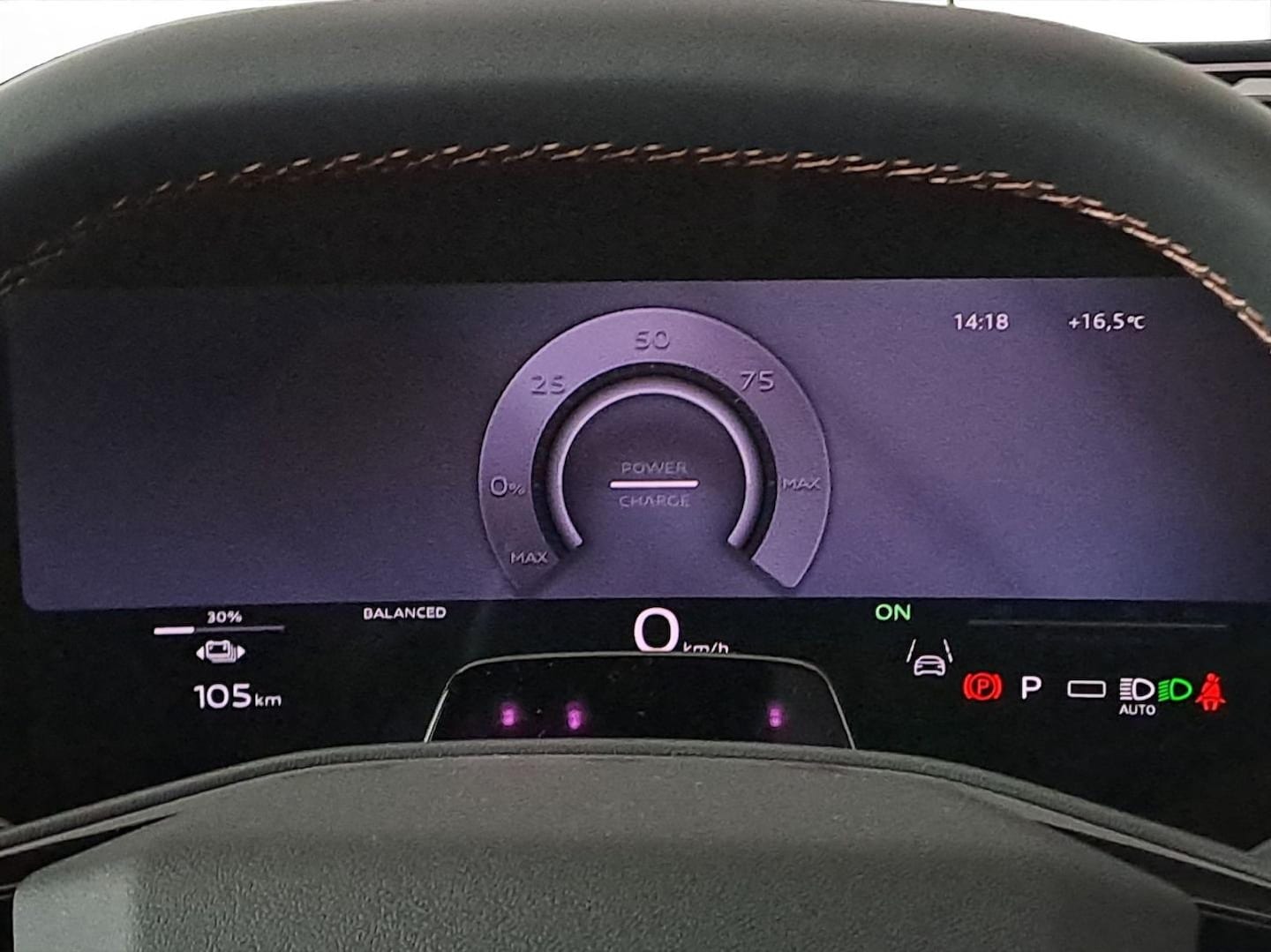 Bild über Audi SQ6 SUV e-tron e-tron quattro 360 kW - für weitere Informationen kontaktieren Sie den Audi Partner