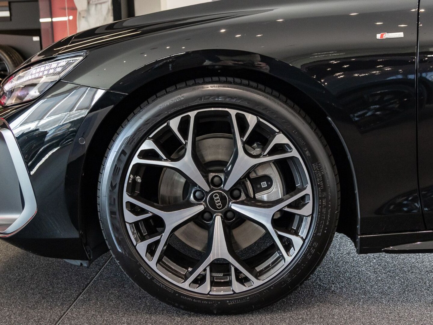 Bild über Audi A6 Limousine TDI quattro 150 kW S tronic - für weitere Informationen kontaktieren Sie den Audi Partner