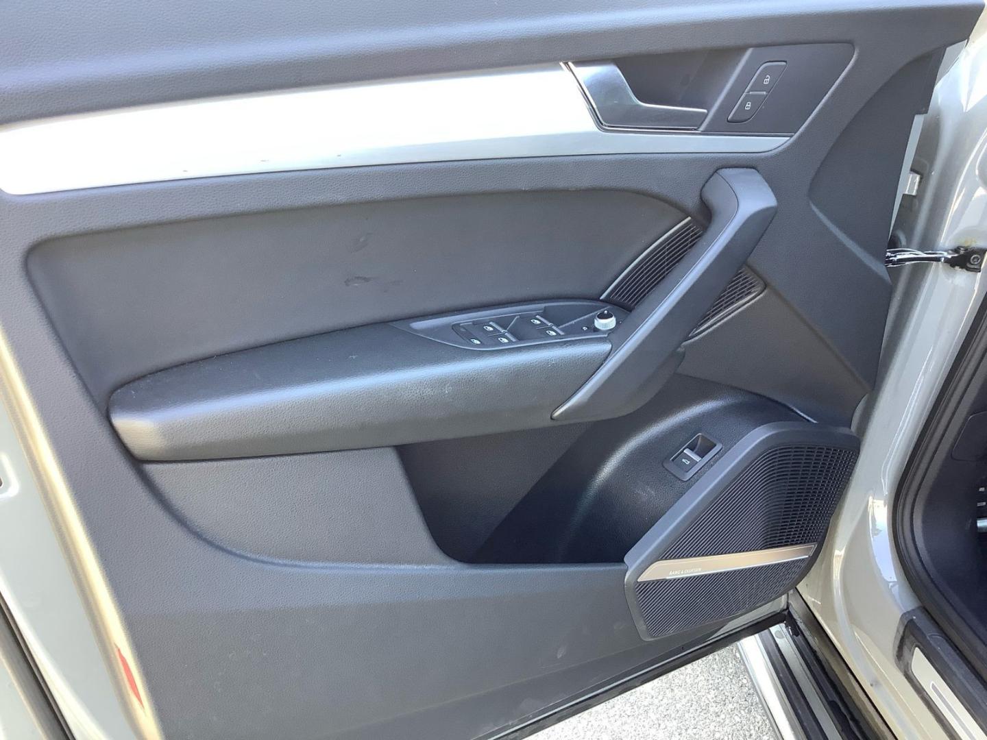 Image about Audi Q5 Sportback 40 TDI quattro S tronic