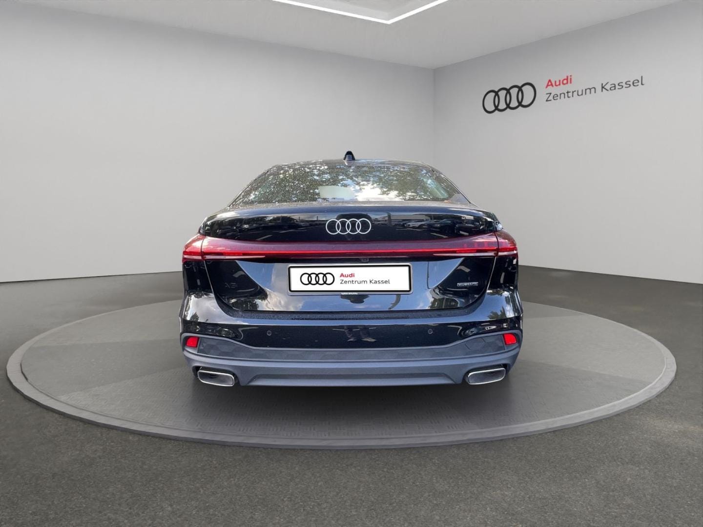 Bild über Audi A5 Limousine TFSI quattro 150 kW S tronic - für weitere Informationen kontaktieren Sie den Audi Partner