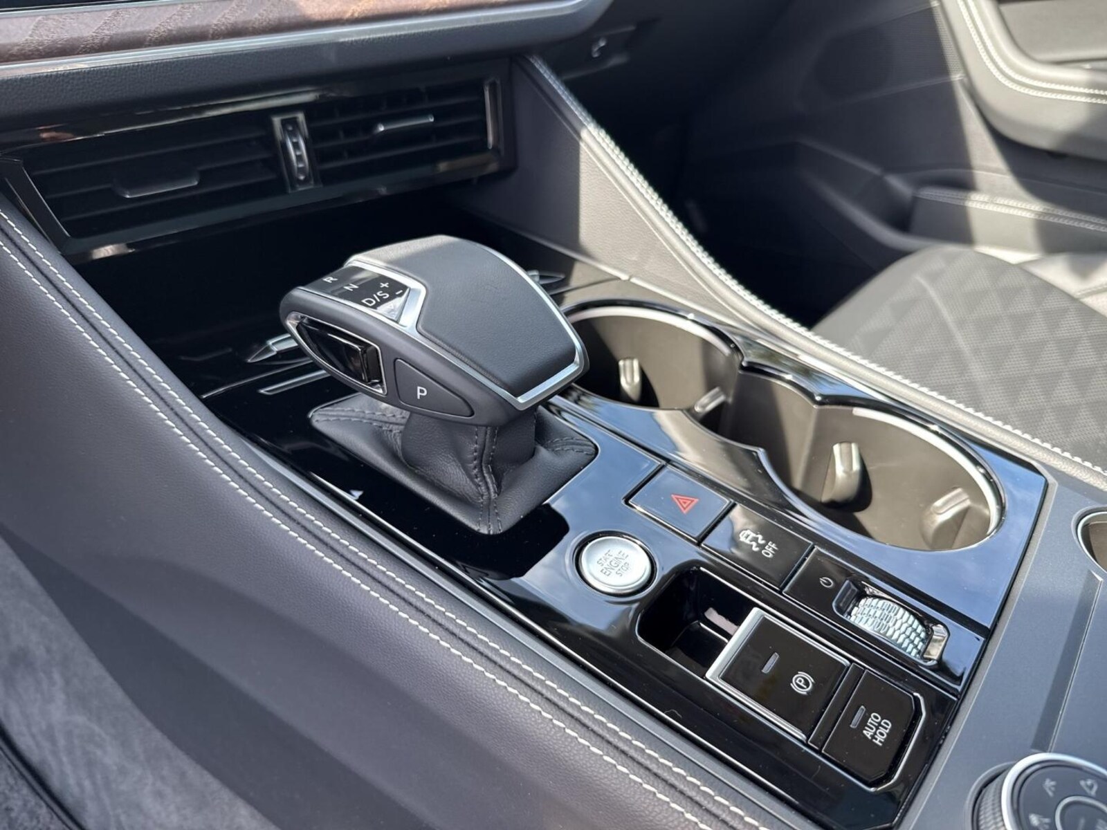 Volkswagen Touareg – Bild 10