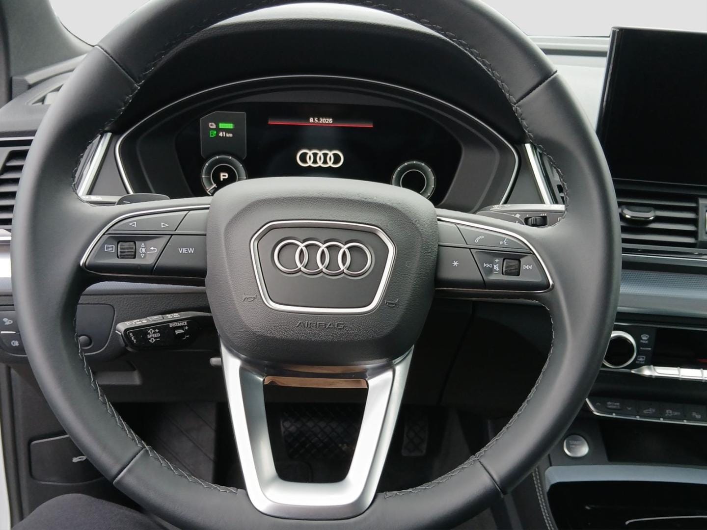 Bild über Audi Q5 TFSI e S line business 55 TFSI e quattro S tronic - für weitere Informationen kontaktieren Sie den Audi Partner