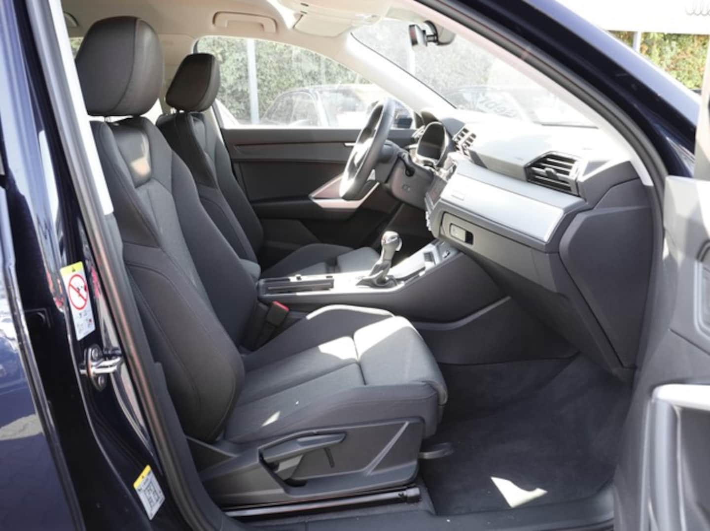 Bild über Audi Q3 TDI 110 kW S tronic - für weitere Informationen kontaktieren Sie den Audi Partner
