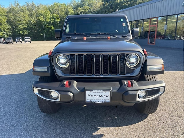 2024 Jeep Gladiator