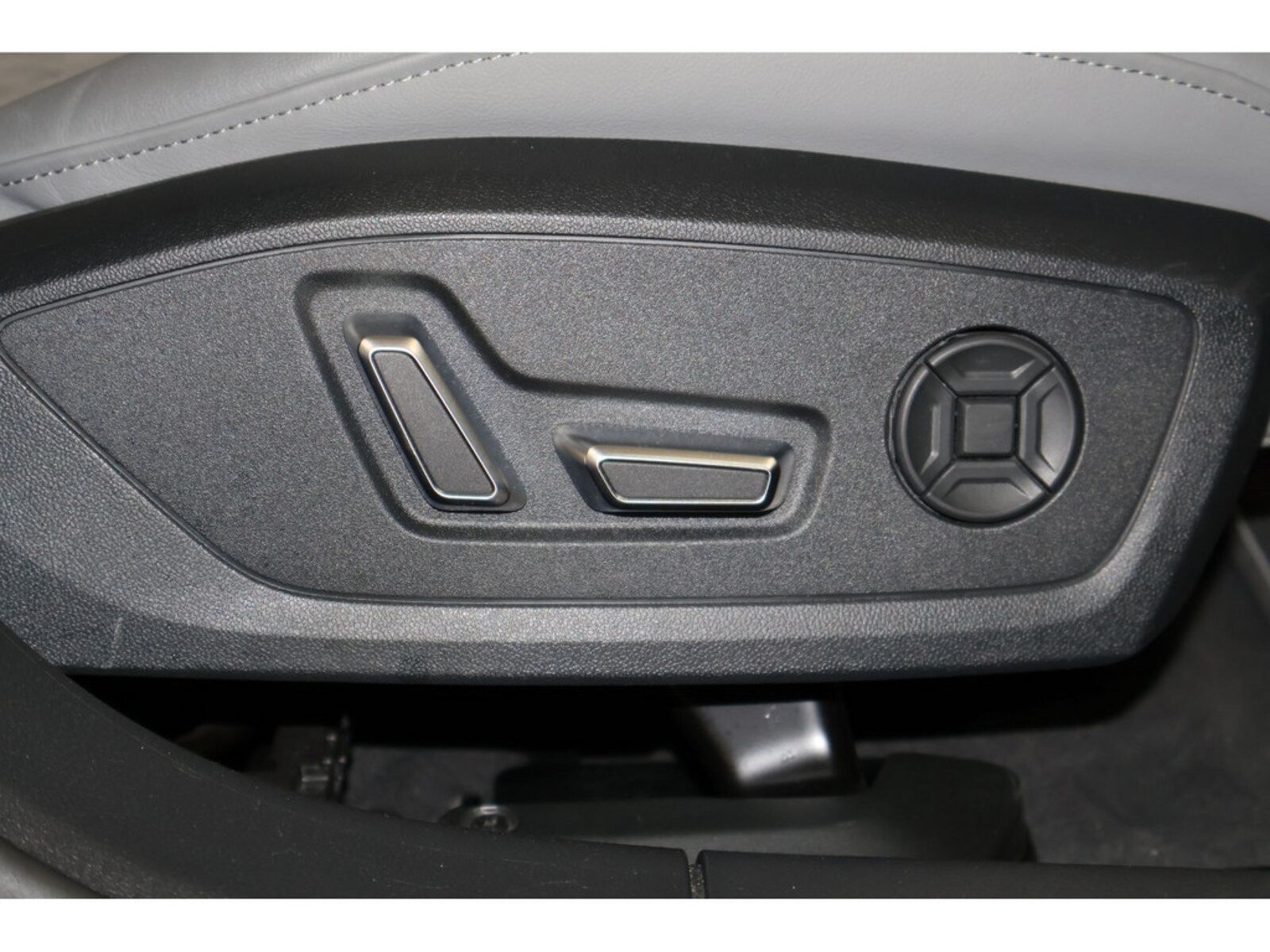 Audi S6 Avant – Bild 22