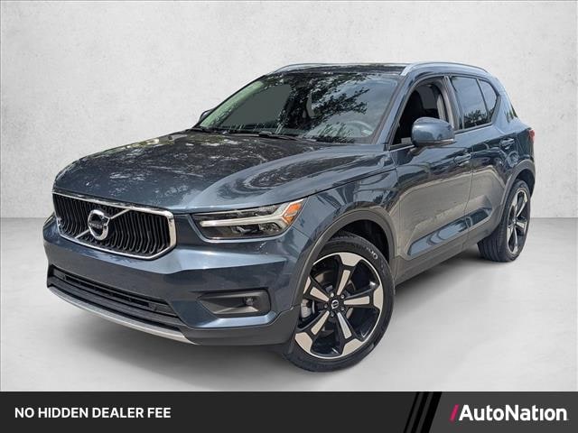 2022 Volvo XC40