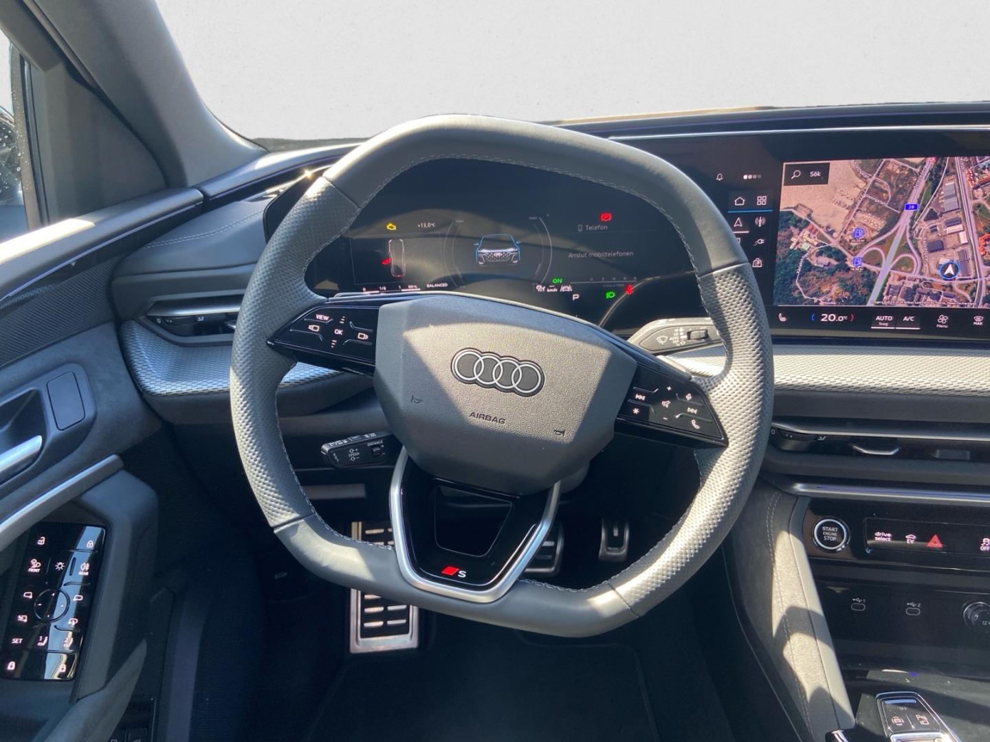 Bild som visar Audi Q5 SUV e-hybrid Q5 SUV e-hybrid quattro S line Edition 270 kWS tronic - för mer information kontakta din Audi Partner