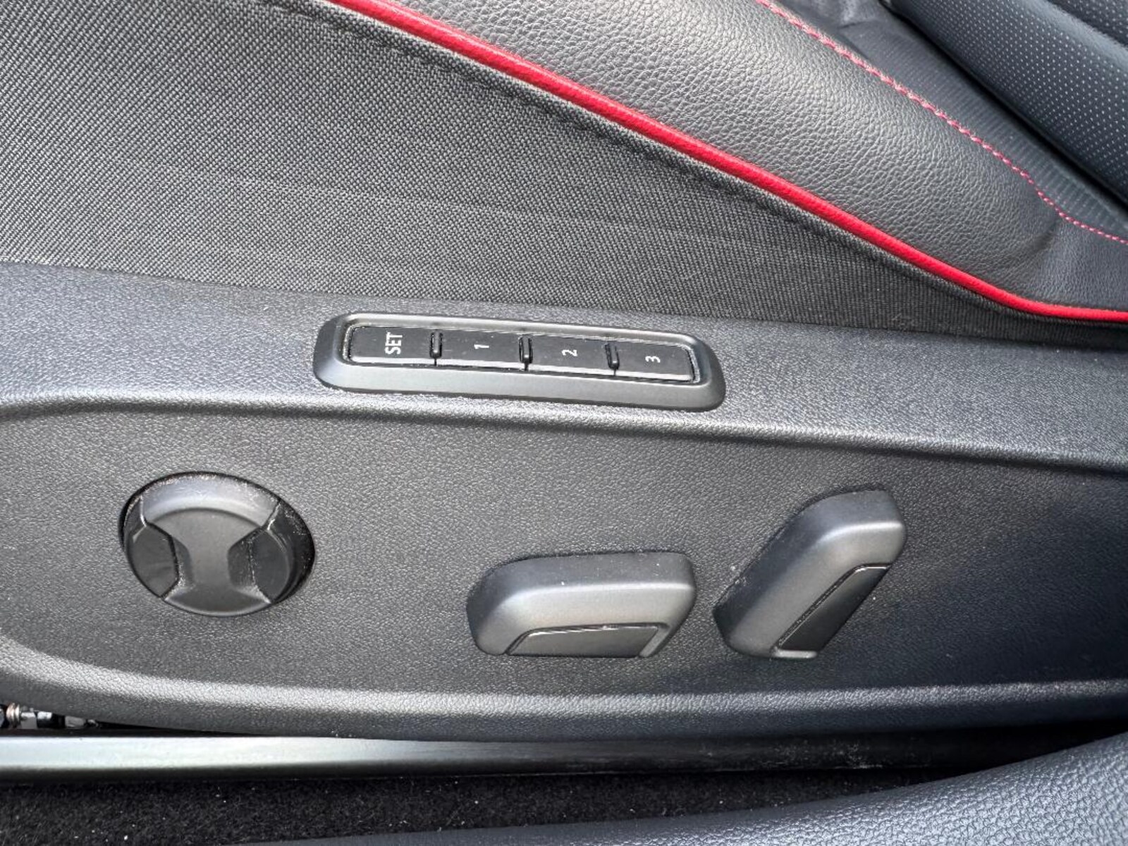 Volkswagen Golf – Bild 10