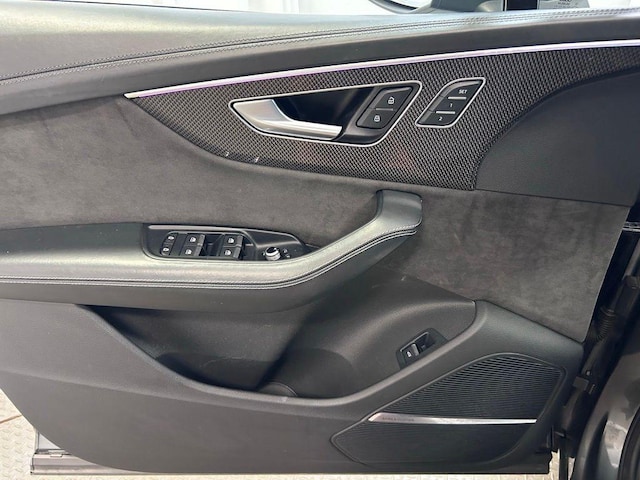 2022 Audi SQ7