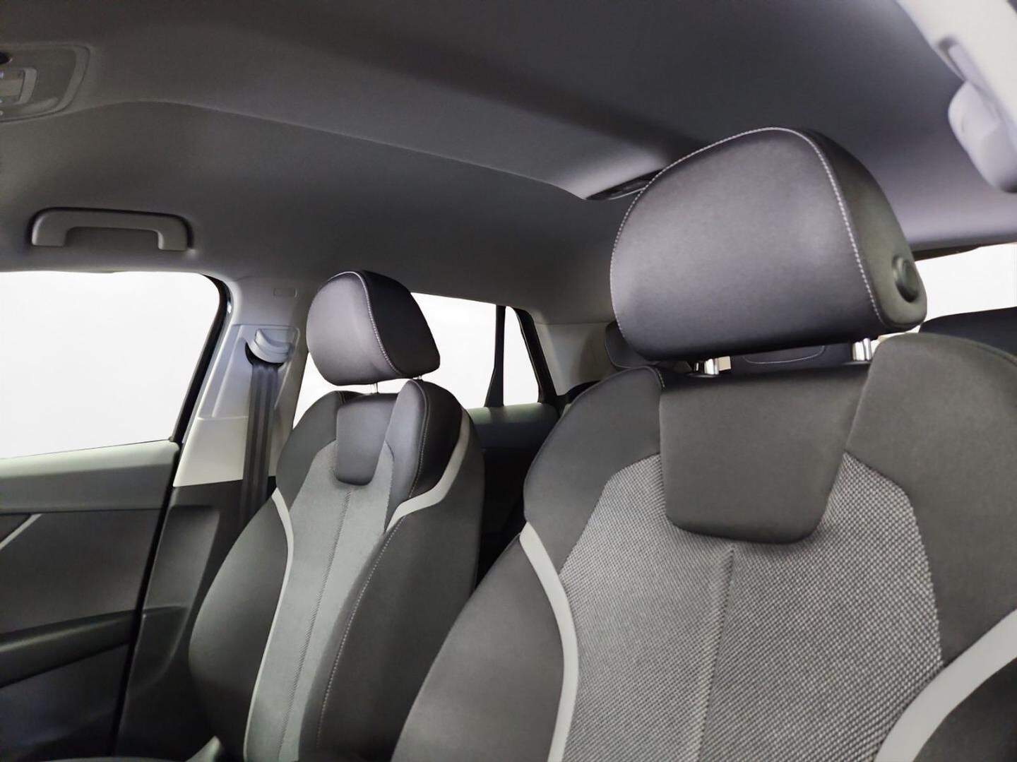 Bild über Audi Q2 S line 35 TFSI 110(150) kW(PS) S tronic - für weitere Informationen kontaktieren Sie den Audi Partner