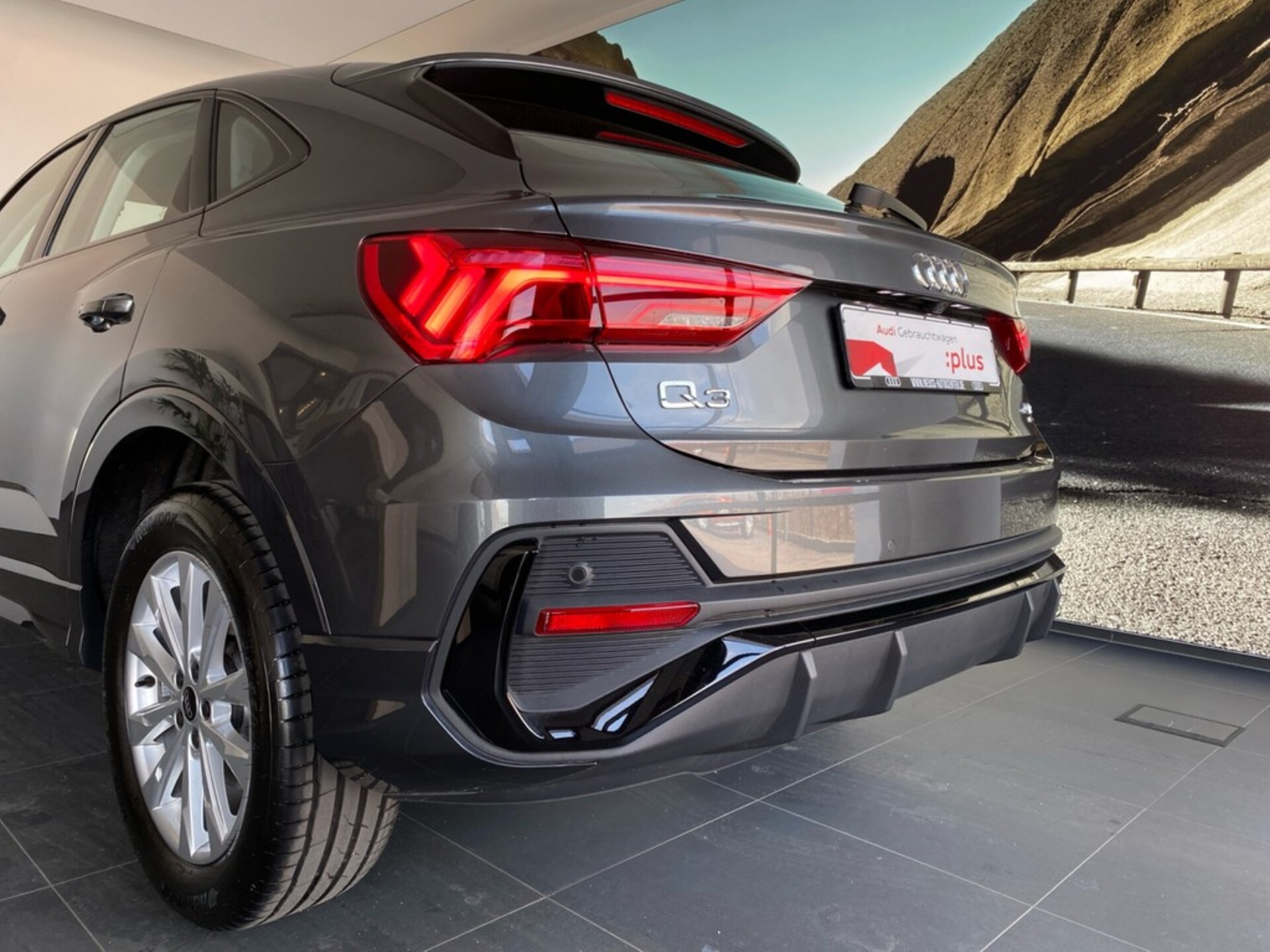 Audi Q3 Sportback S line