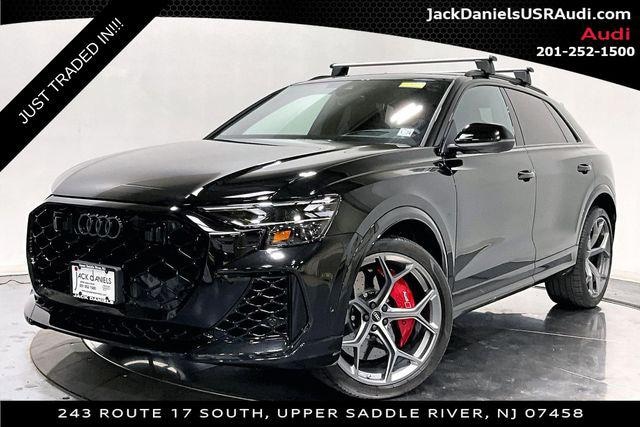 Photo of 2025 Audi RS Q8 SUV performance