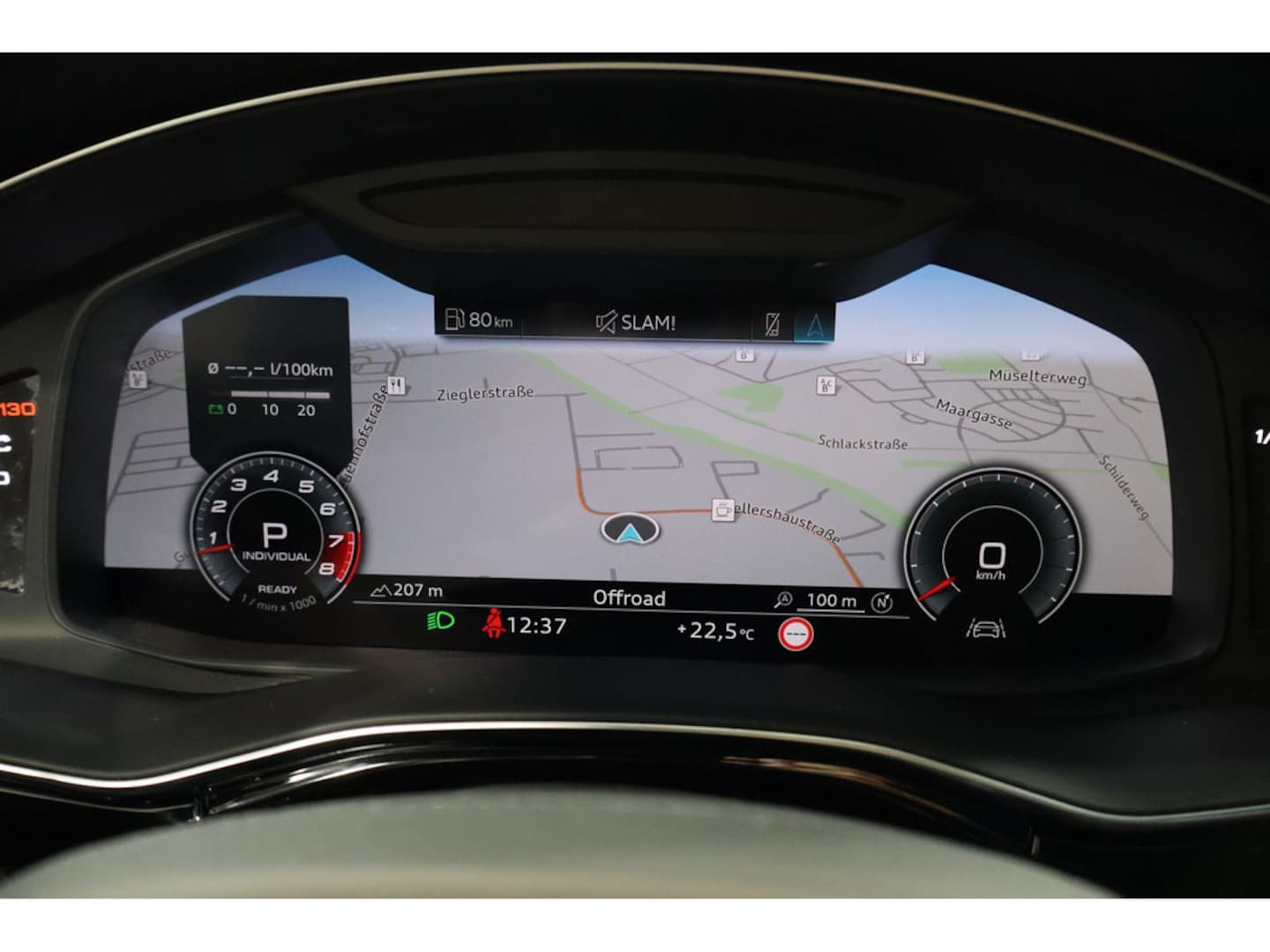 Bild über Audi SQ8 SUV TFSI quattro tiptronic - für weitere Informationen kontaktieren Sie den Audi Partner
