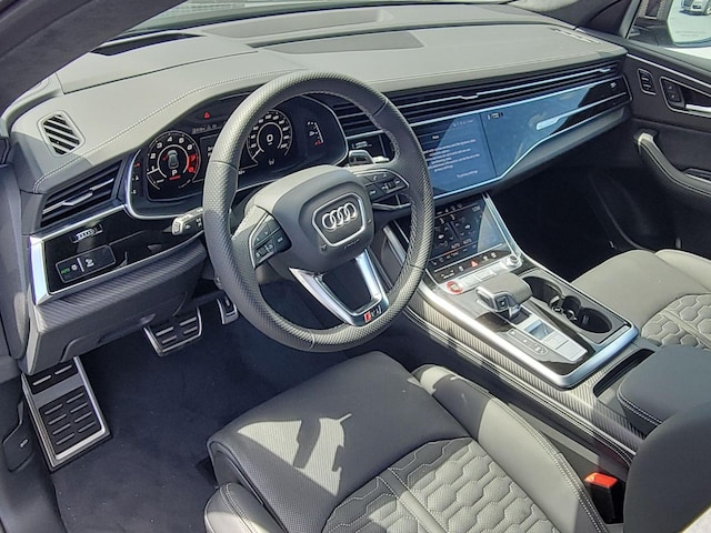 2026 Audi RS Q8 SUV performance