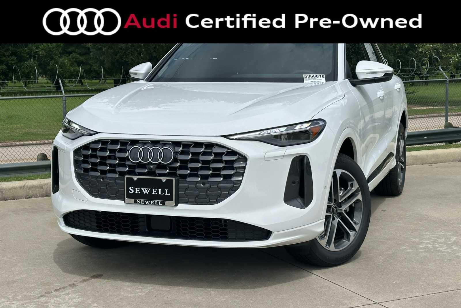 2025 Audi Q5 40 Premium's photo