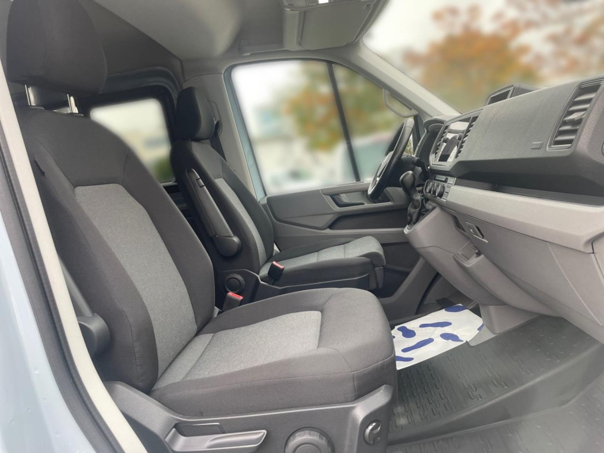 Volkswagen Crafter Kasten mittlerer Radstand
