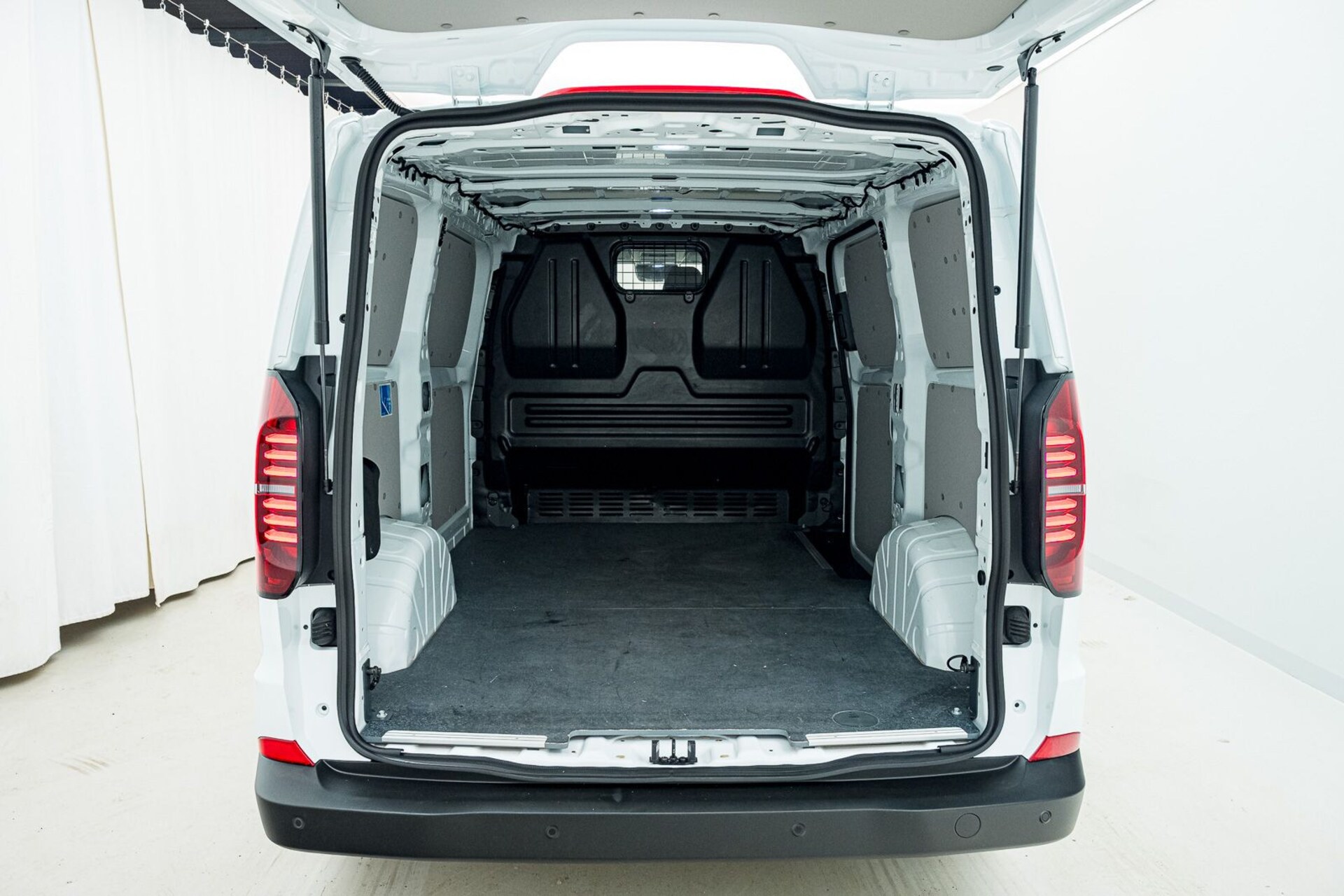 Volkswagen Transporter Kasten kurzer Radstand