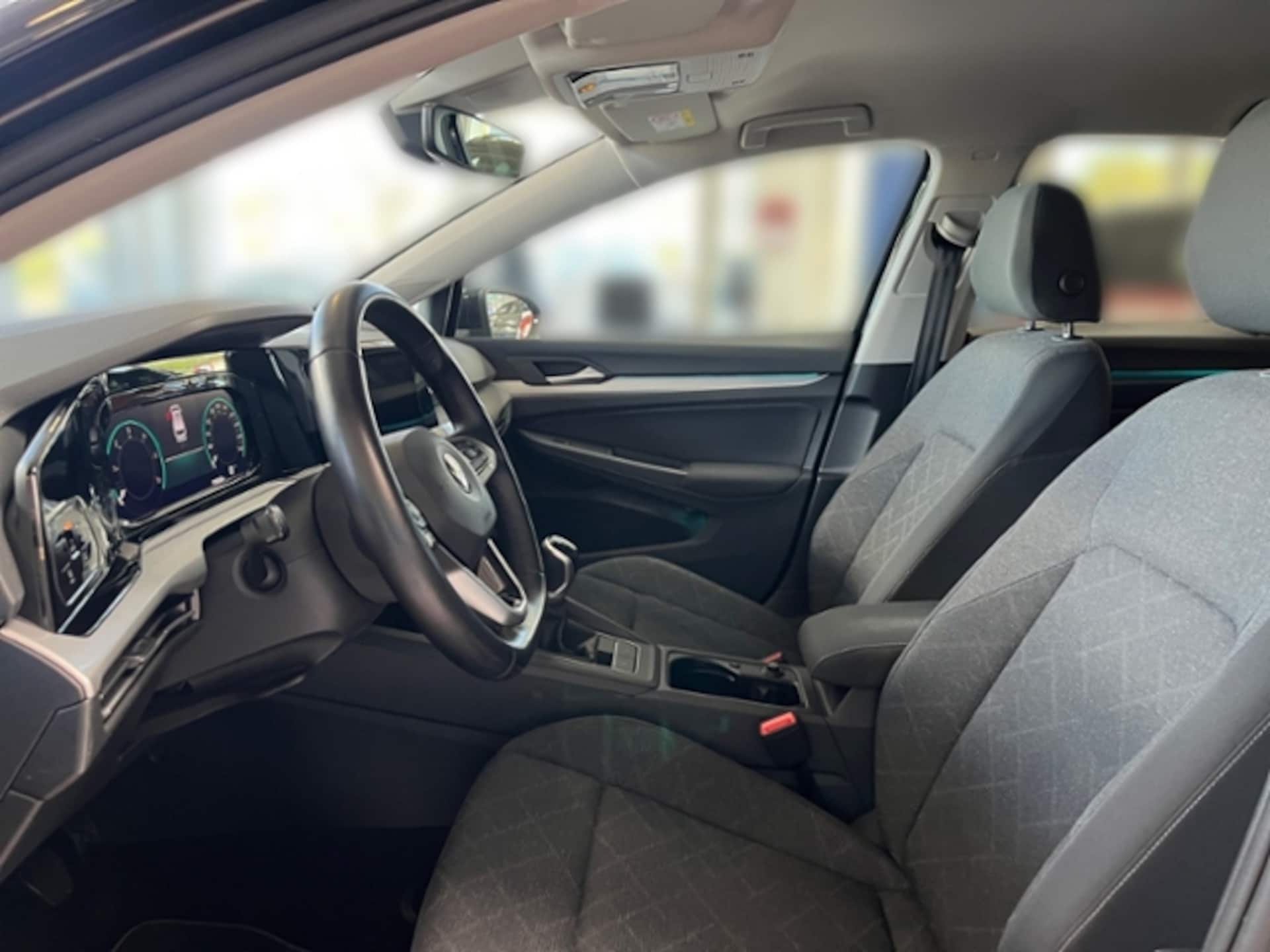 Volkswagen Golf Variant Life