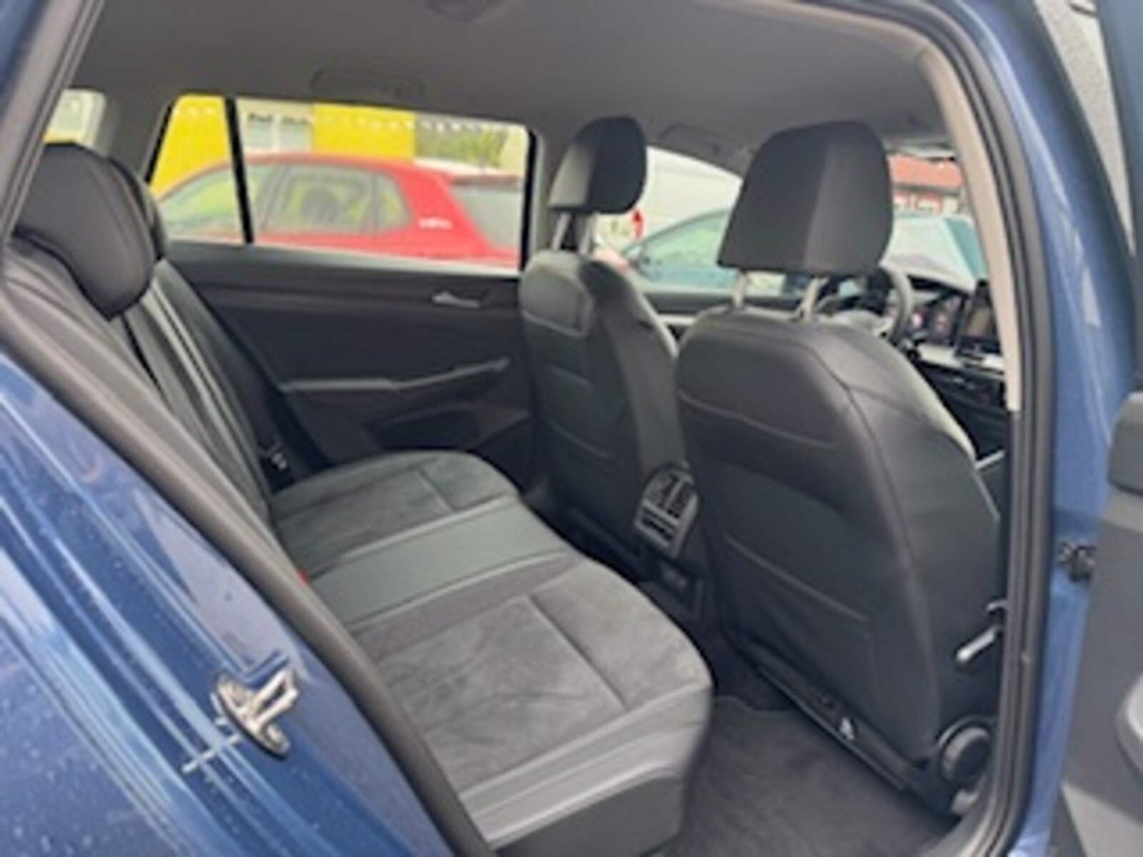Volkswagen Golf Variant – Bild 11