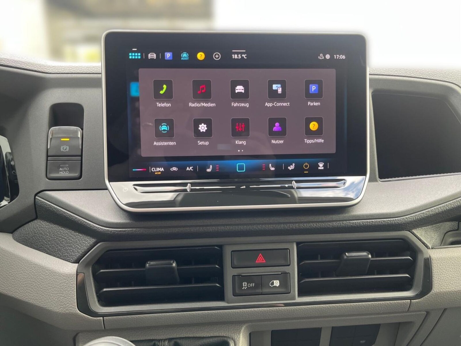 Volkswagen Crafter Kasten mittlerer Radstand – Bild 10