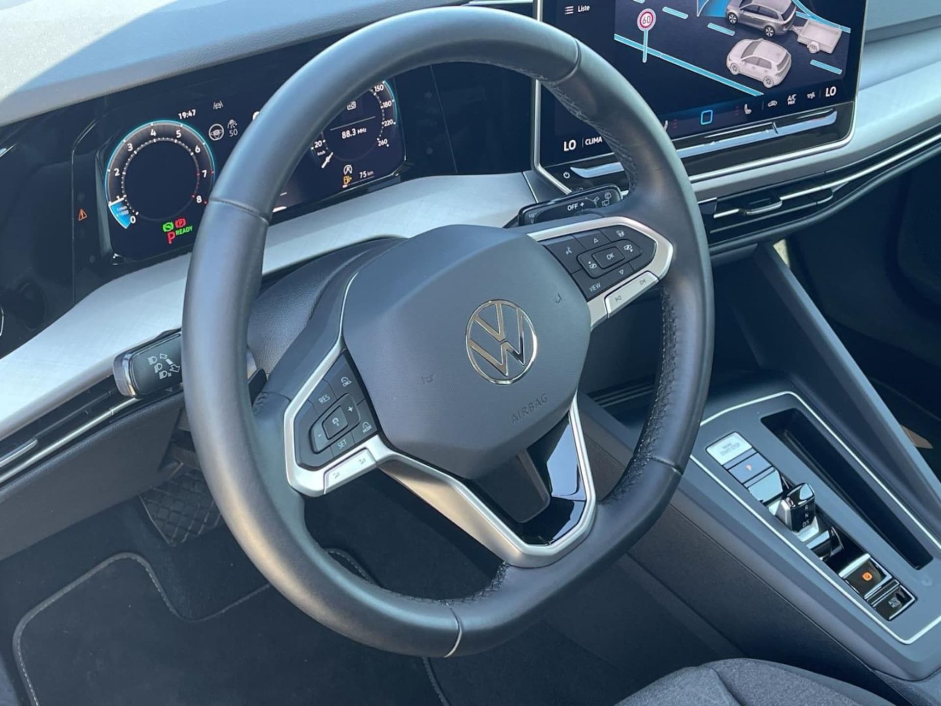 Volkswagen Golf Variant Life
