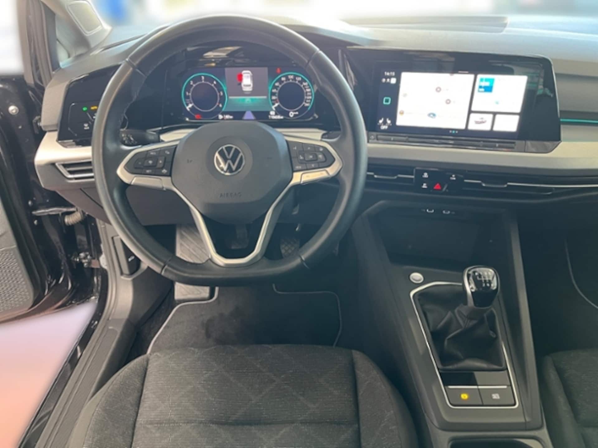 Volkswagen Golf Variant Life