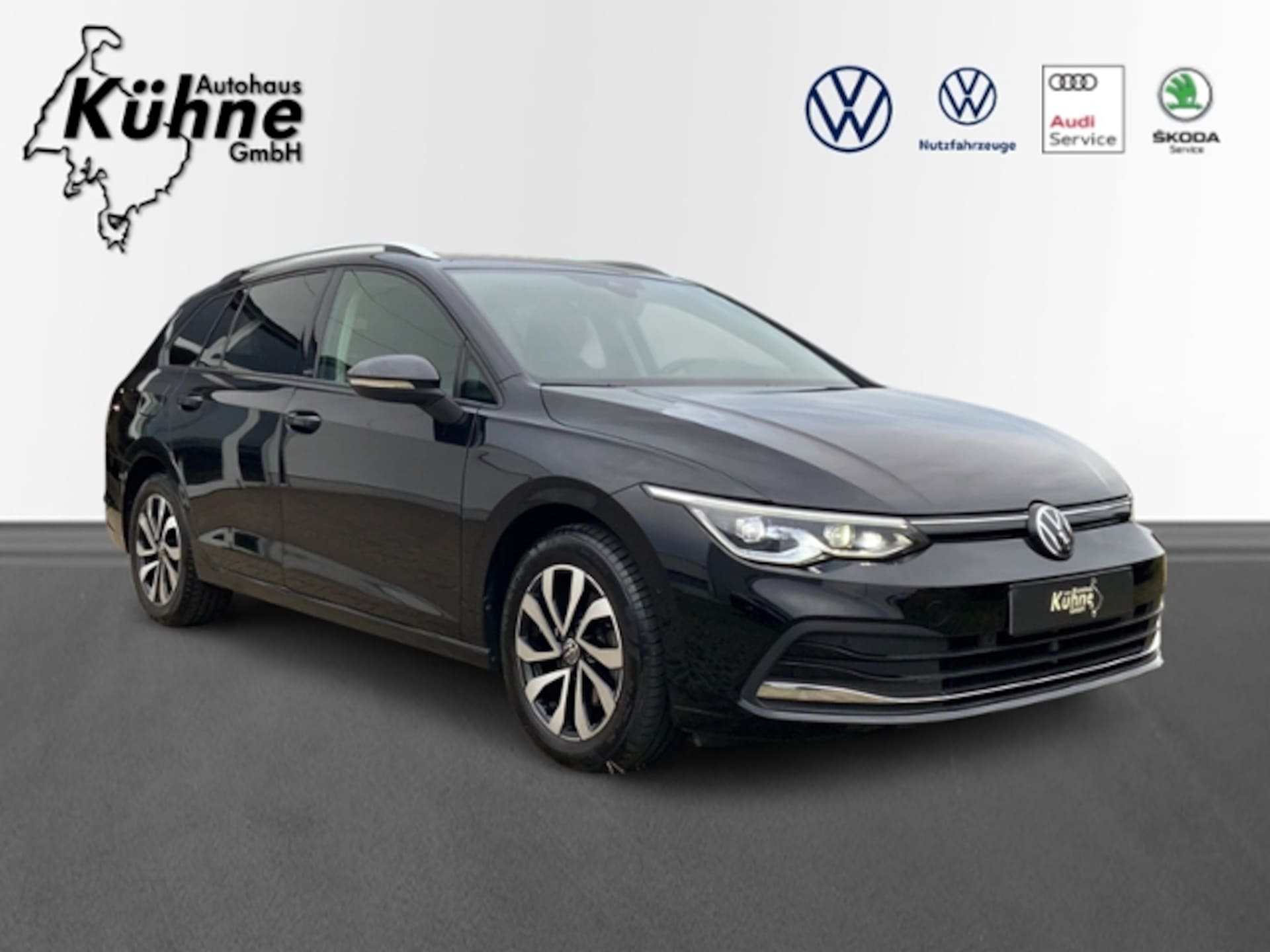 Volkswagen Golf Variant — Volkswagen Golf Variant Golf VIII Variant 1.5 eTSI Active RFK,AHK,SHZ,NAV.