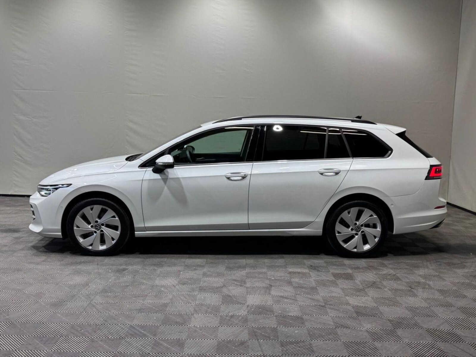 Volkswagen Golf Variant – Bild 3