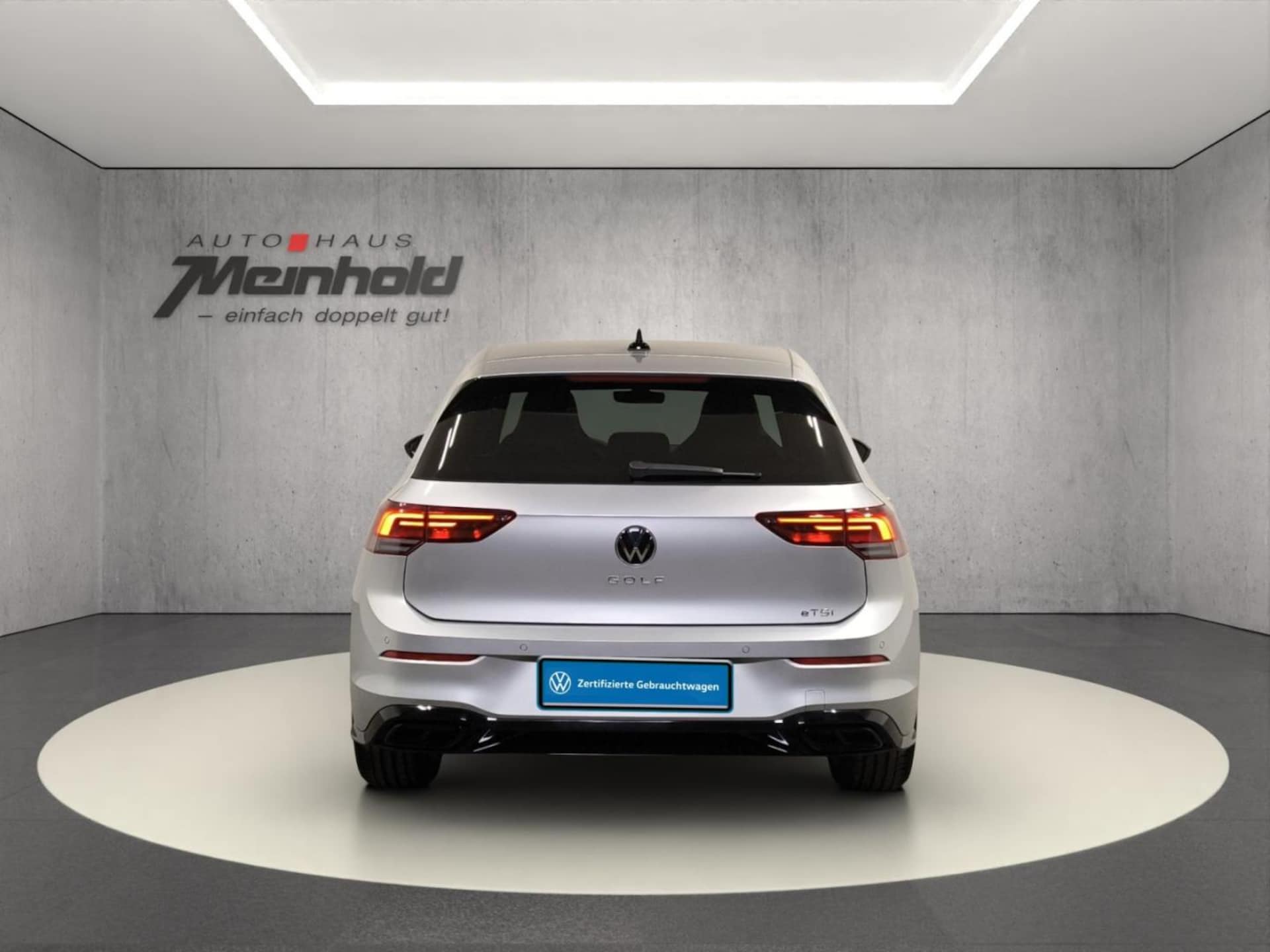 Volkswagen Golf R-Line