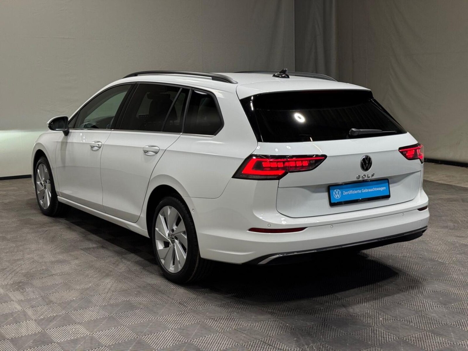 Volkswagen Golf Variant – Bild 4