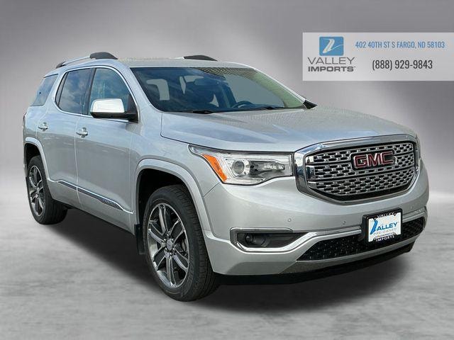 Photo of 2017 GMC Acadia 