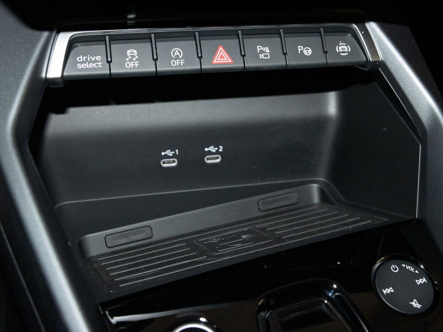 Bild über Audi A3 Sportback 35 TDI S tronic - für weitere Informationen kontaktieren Sie den Audi Partner